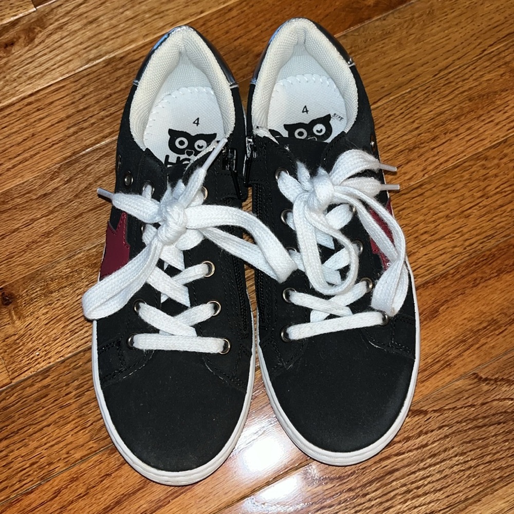 HOO SHOES - Picture 2 of 8
